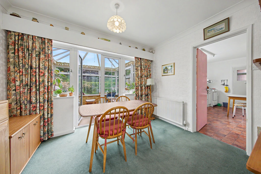 Deerlands Road